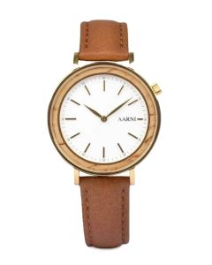 Aarni Aurora Visakoivu rannekello edestä