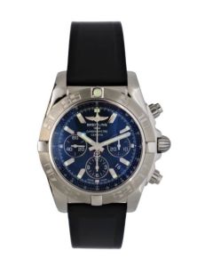 Breitling Chronomat B01 43mm AB011011-C789/KR edestä