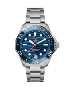 TAG Heuer Aquaracer Professional 300 Date WBP5111.BA0013 edestä
