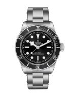 Tudor Black Bay - edestä