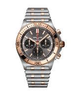 Breitling Chronomat B01 42 UB0134101B1U1 edestä